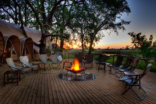 8days-botswana-okavango-deltaandkalahari-family-flying-safari